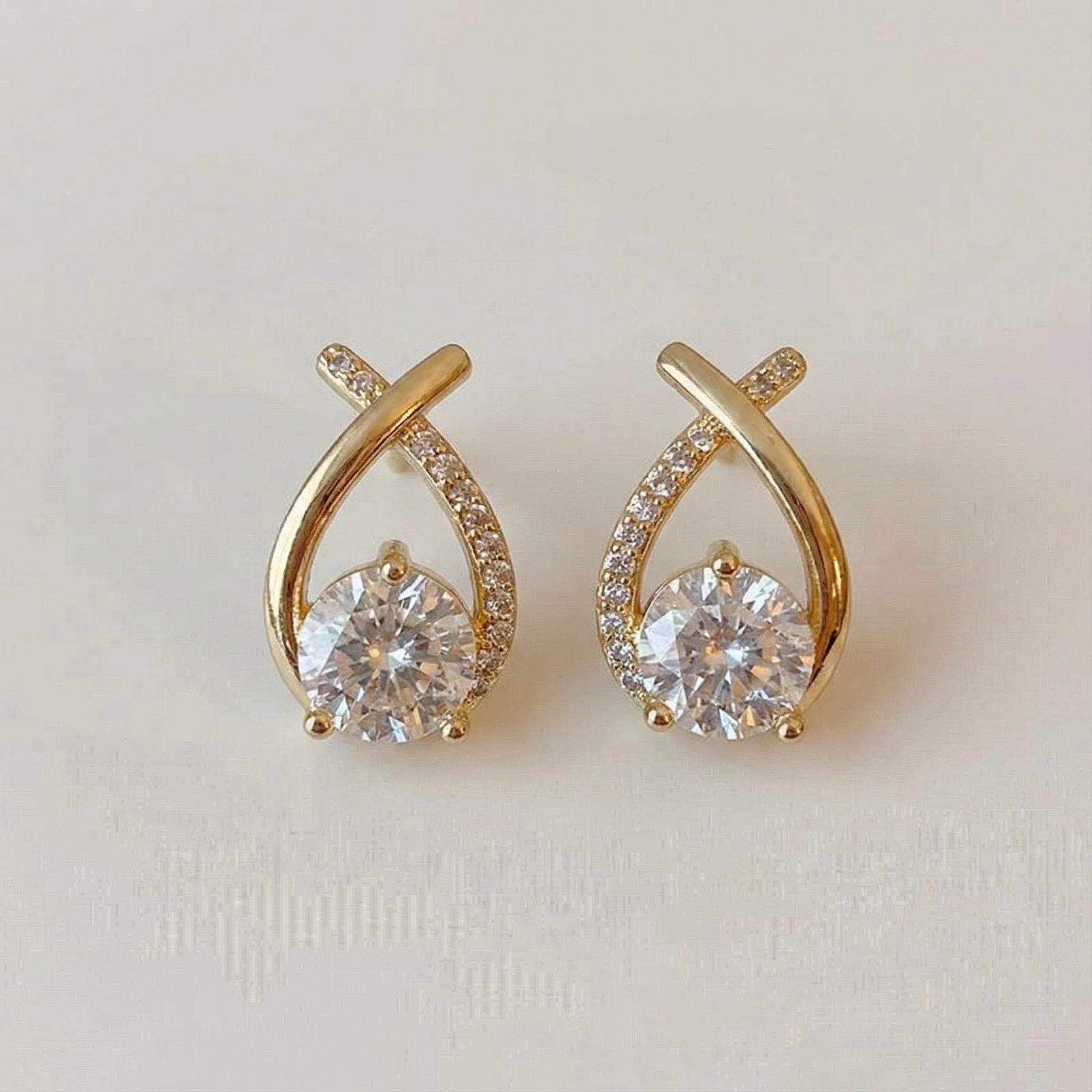 Zoravelle – Celestia Cross Stud Earrings
