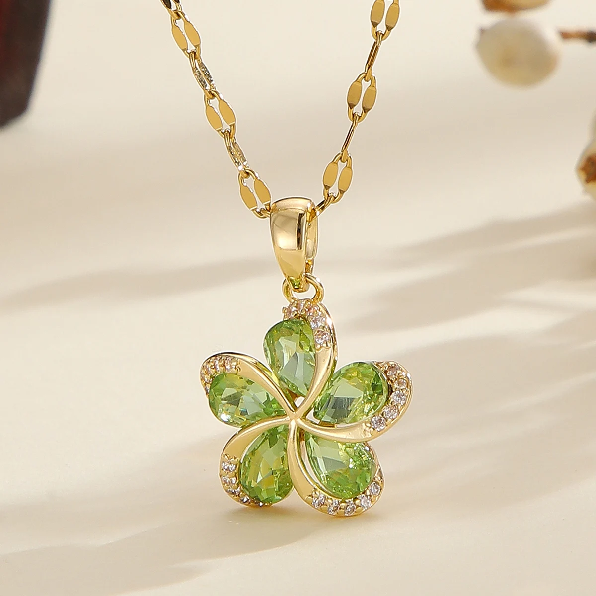 Zoravelle – Zircon Flower Pendant Necklace