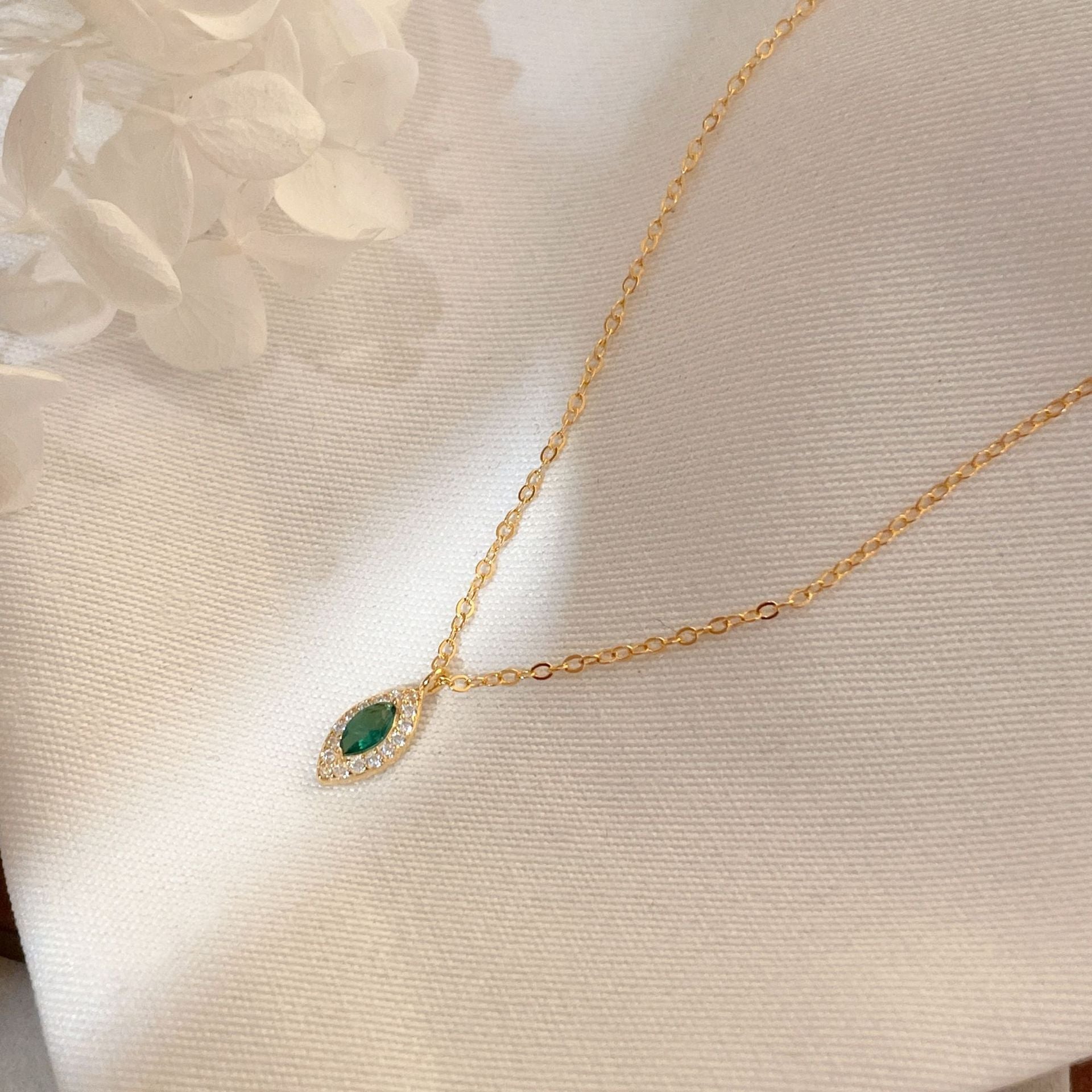 AURELIA MARQUISE NECKLACE