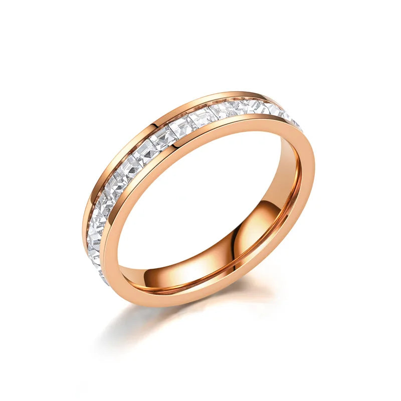 Zoravelle – Veronique Zircon Band Ring