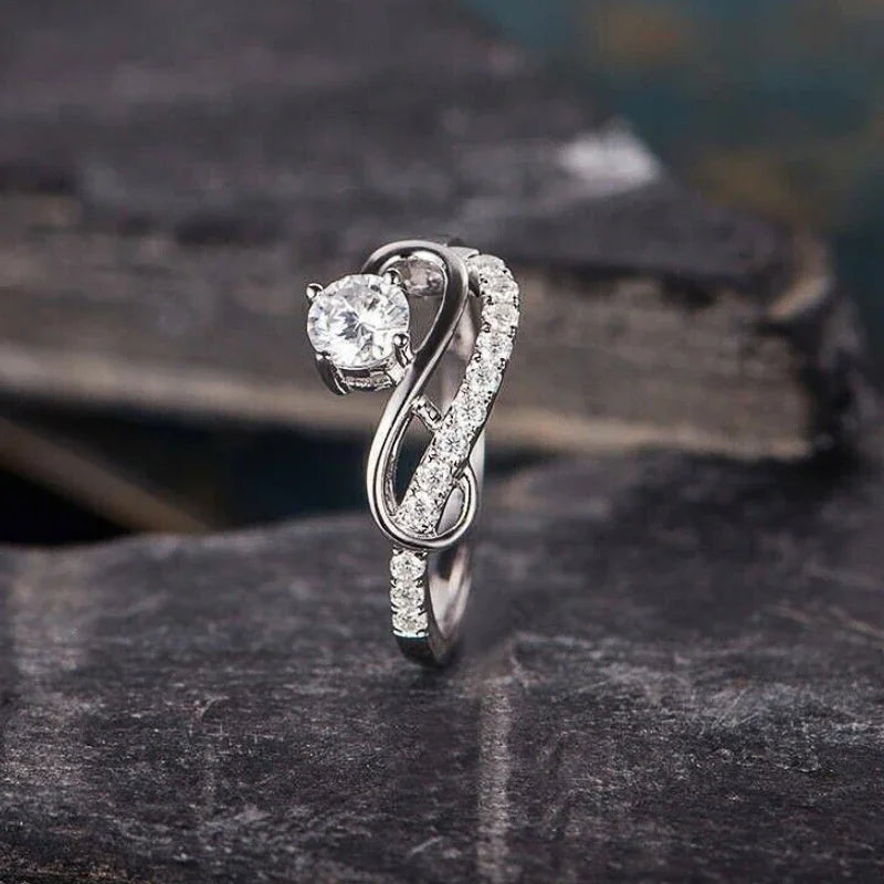 Zoravelle – Infinity Zircon Ring
